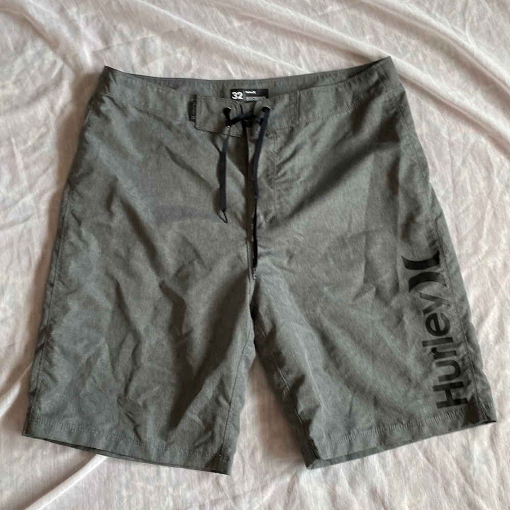 Hurley Boardshorts Size 32